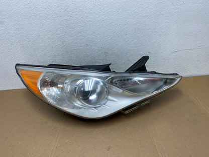 2011 - 2014 Hyundai Sonata Right Passenger Rh Side Headlight Halogen AD7876 DW0