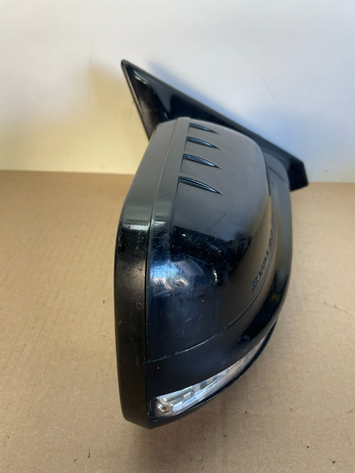 2011 to 2015 Ford Explorer Right Passenger View Door Mirror ah0432 DG8