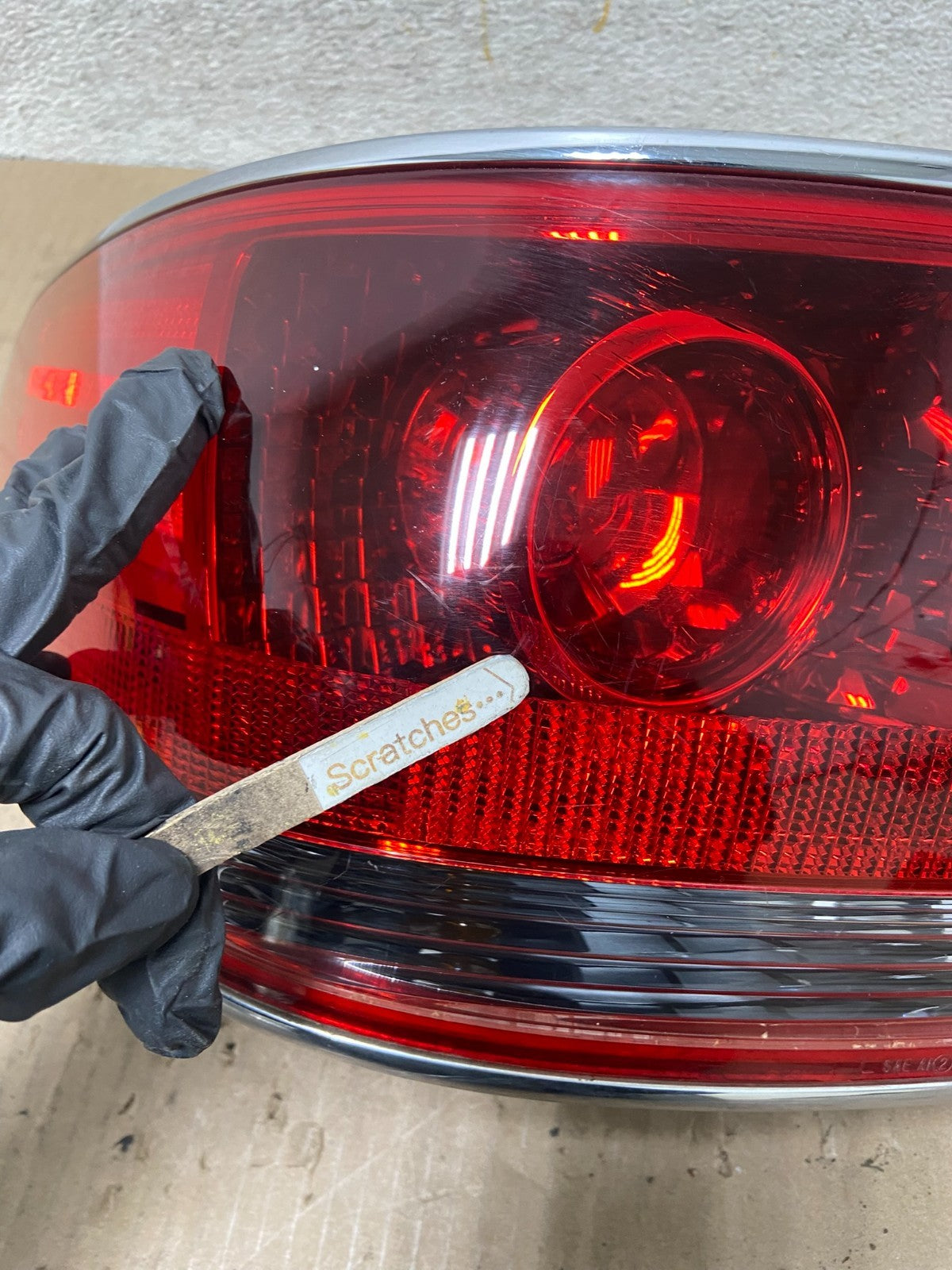 2005 - 2006 Lexus ES330 Left Driver LH Side Tail Light AJ1838 LK3