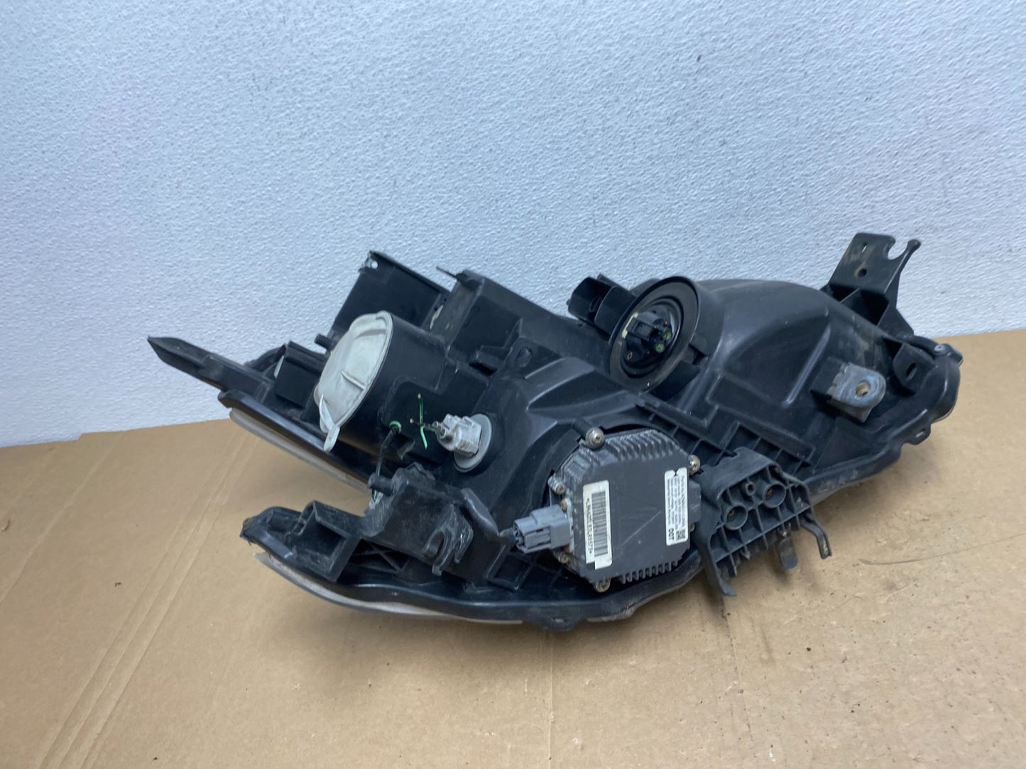 2009-2014 Nissan Maxima Headlight Left Driver Side Xenon HID AC5650 DW8