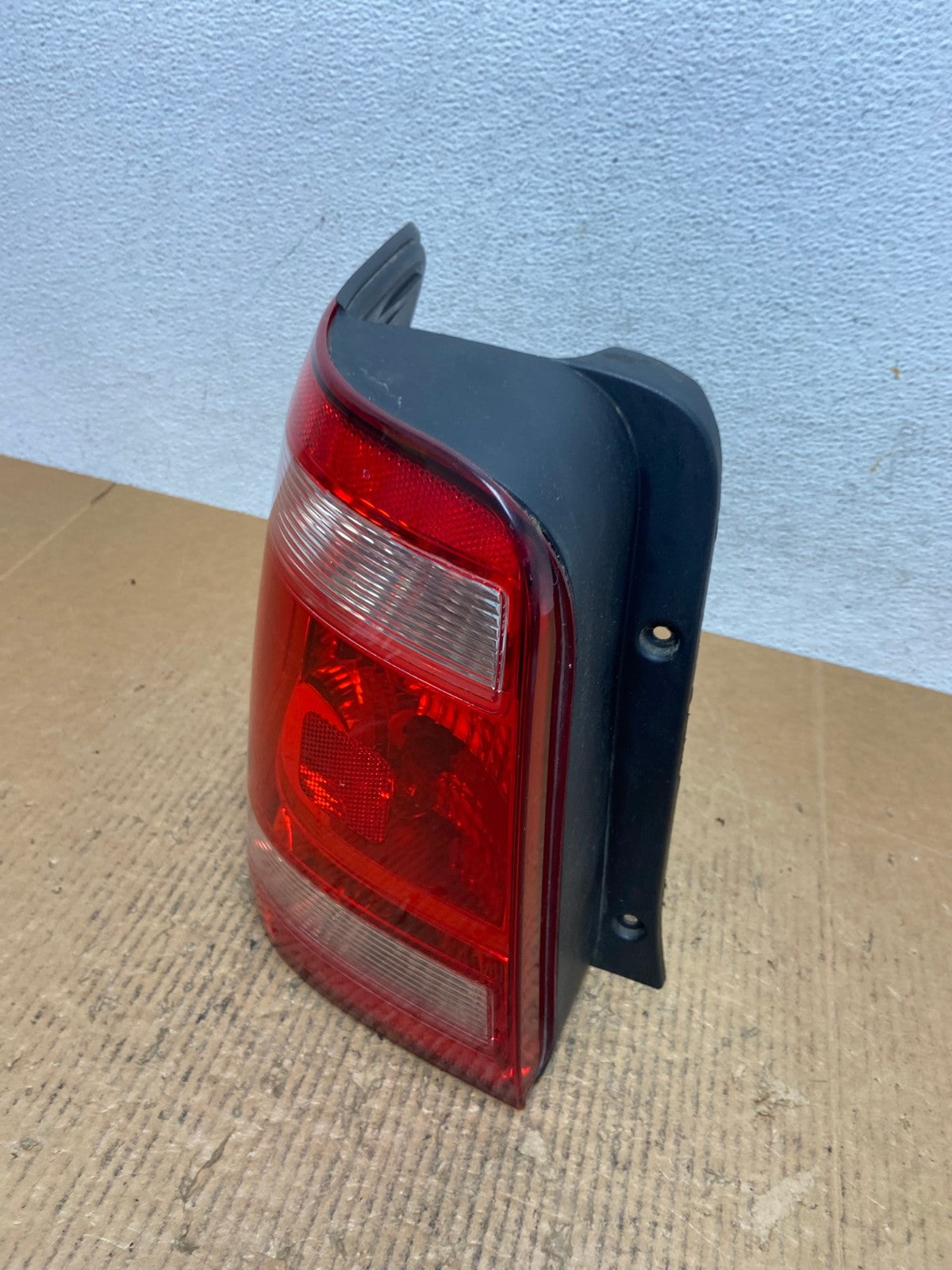 2008 to 2012 Ford Escape Left Driver LH Side Tail Light AE1575 LK1
