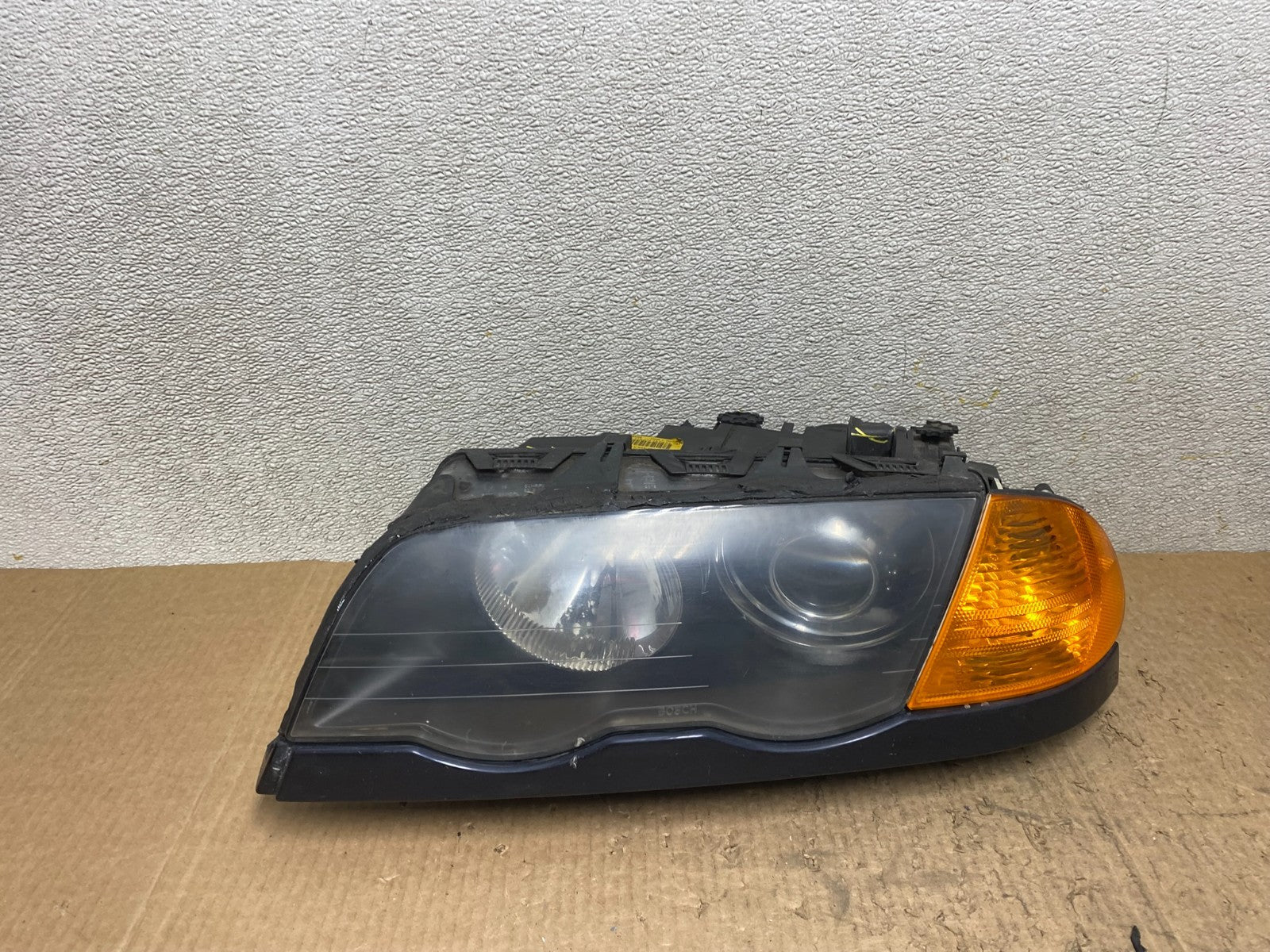 2000 to 2003 BMW 325Ci 330Ci E46 Coupe Left Side Xenon Headlight W7647 DW0