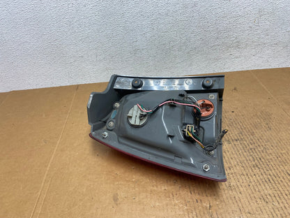 2011 to 2013 Kia Sorento Right Passenger RH Side Tail Light AE0395 LK5