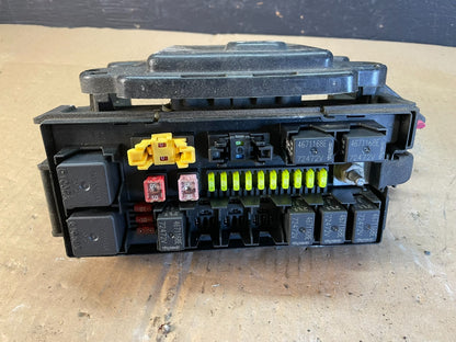 2006 Jeep Grand Cherokee Integrated Power Fuse Box 04692085ab AC5401 DG2