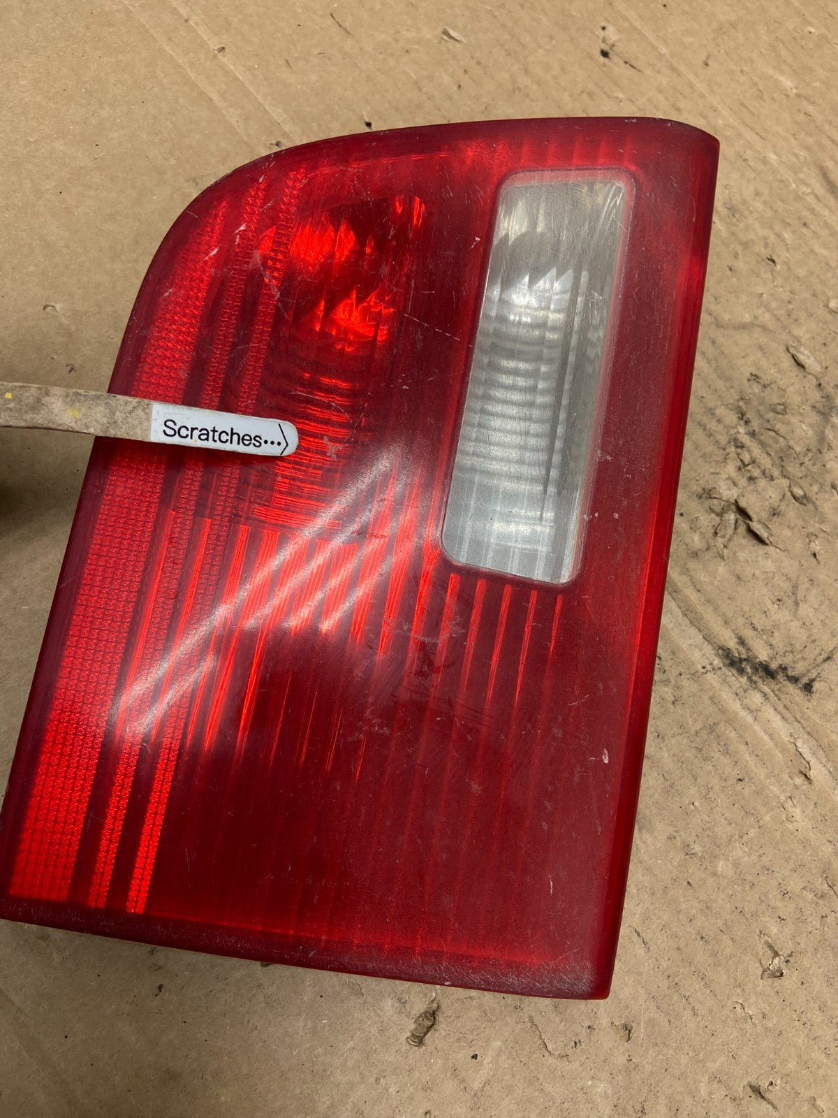 2004-2006 BMW X5 Right Passenger RH Side Inner Tail Light Oem AB4703 LK3
