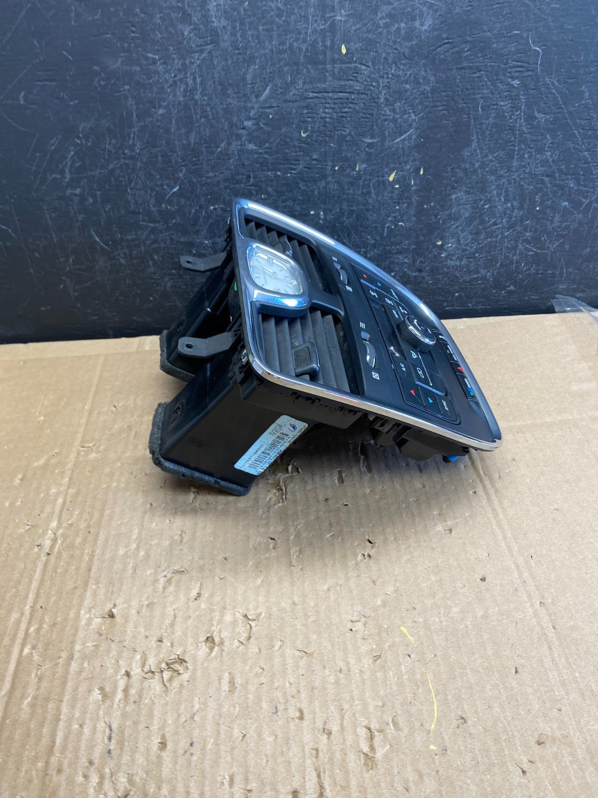 2011-2016 Chrysler Town Country Climate Control Panel Center Dash Trim AD2321 DG1