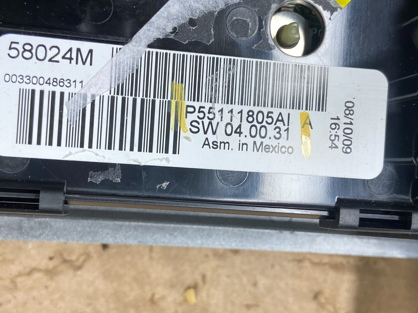 2008-2010 Dodge Grand Caravan Radio Bezel Climate Control Heat AC Z2035 DG7