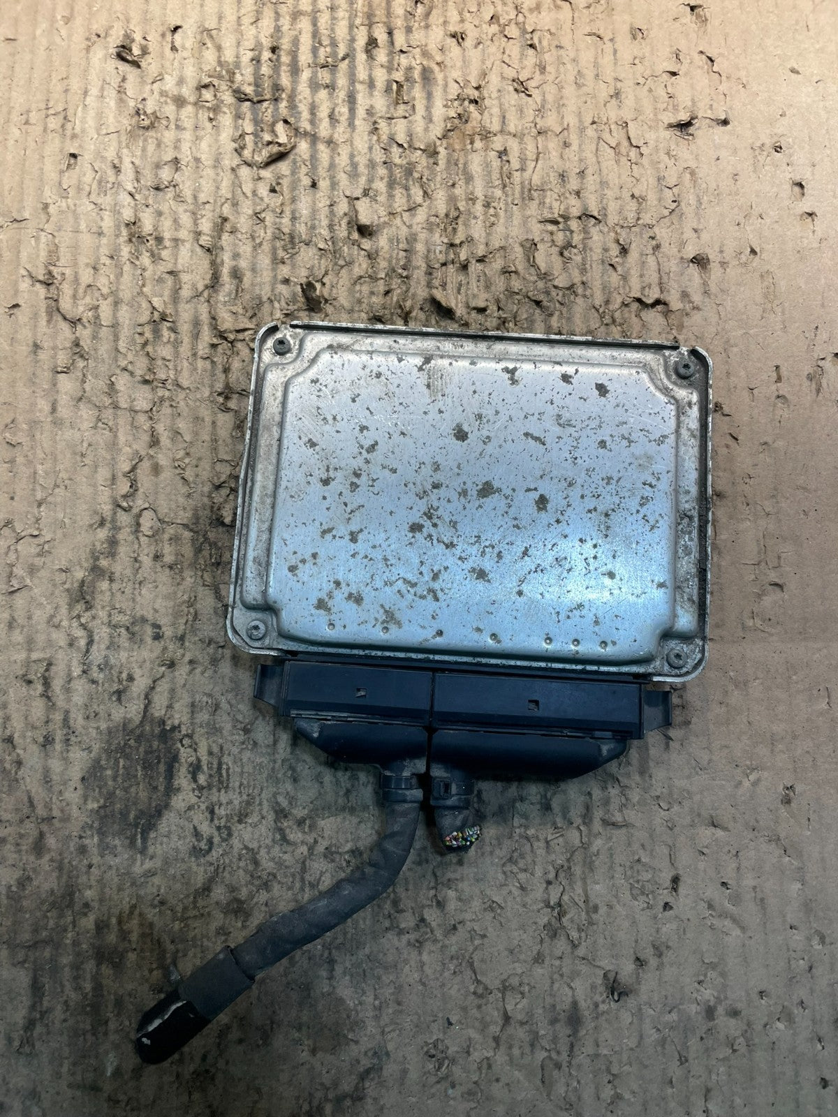 2008 2009 Volkswagen Jetta 2.0L Engine Computer Ecu Pcm Ecm Pcu V0821 DG2