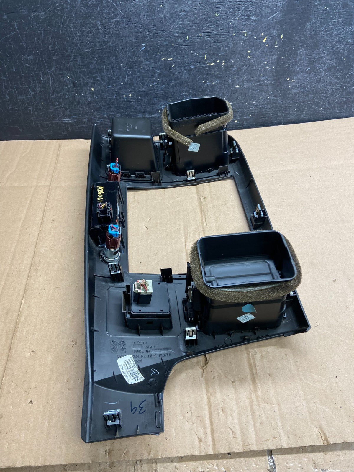2007 to 2014 Silverado Sierra Center Console Radio Bezel Air Vents AI6061 DG4