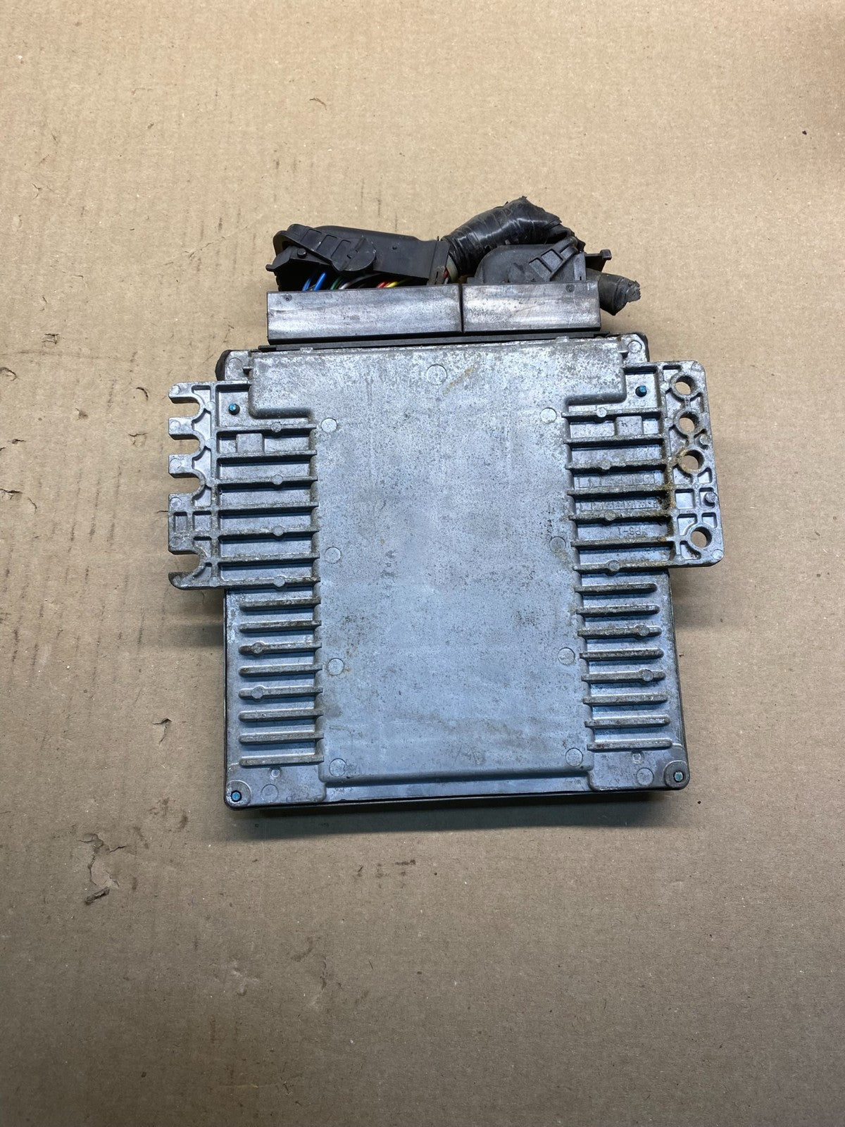 2011 2013 Nissan NV2500 NV 2500 Engine Control Unit ECU ECM Module AC0807 DG1