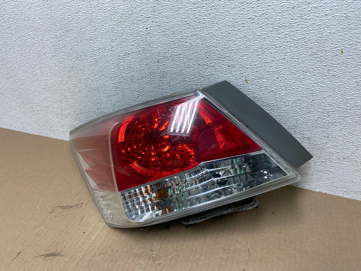 2008 to 2012 Honda Accord Sedan Tail light Left Driver LH Side AE7001 LK1
