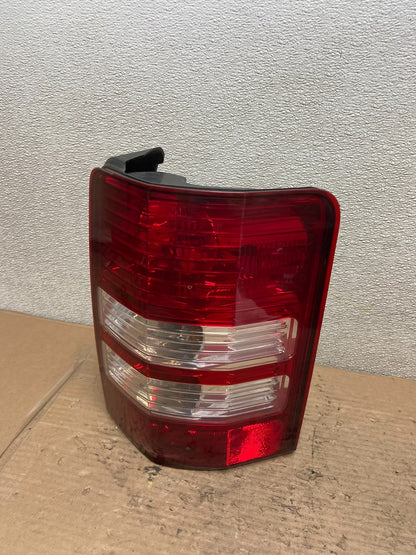 2008 to 2012 Jeep Liberty Right Passenger RH Side Tail Light OEM AA9682 LK0