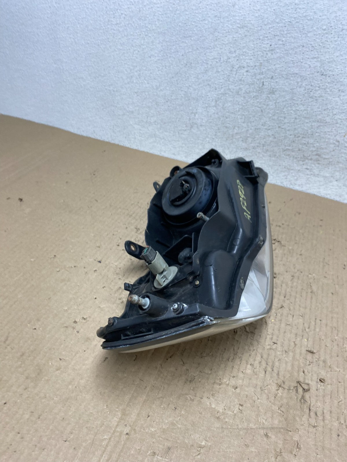 2000 to 2001 Nissan Maxima Left Driver Lh Halogen Headlight AF2927 DW6