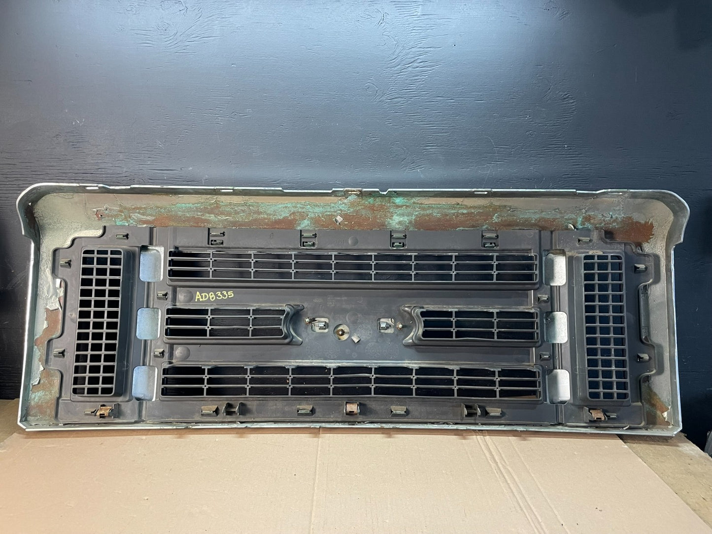 2008 to 2014 Ford Econoline E150 E250 Front Upper Chrome Grill Grille ad8335 DG3