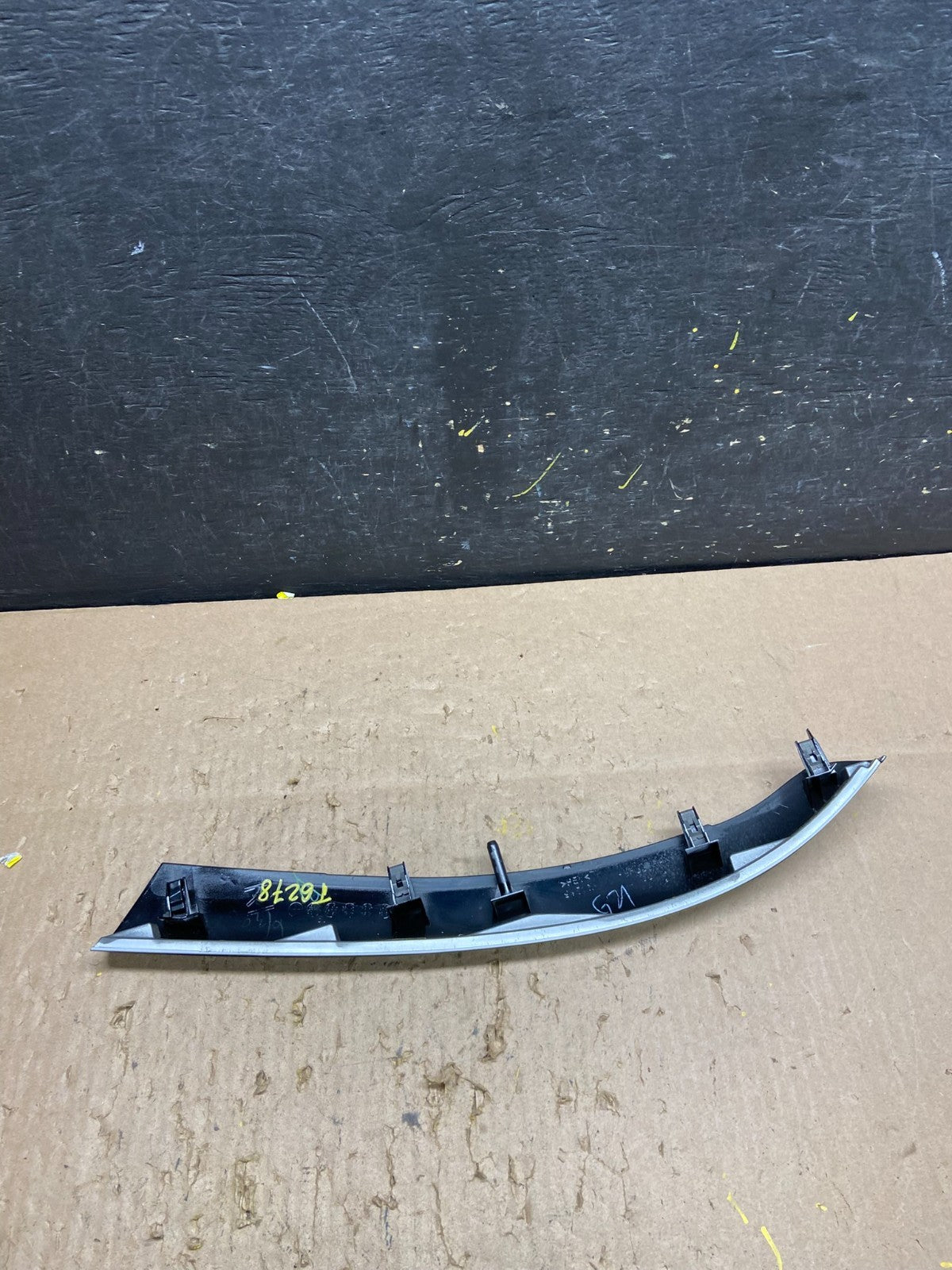 2007 - 2009 Mazda CX9 Center Dash Right Passenger Moulding Trim T6278 DG3