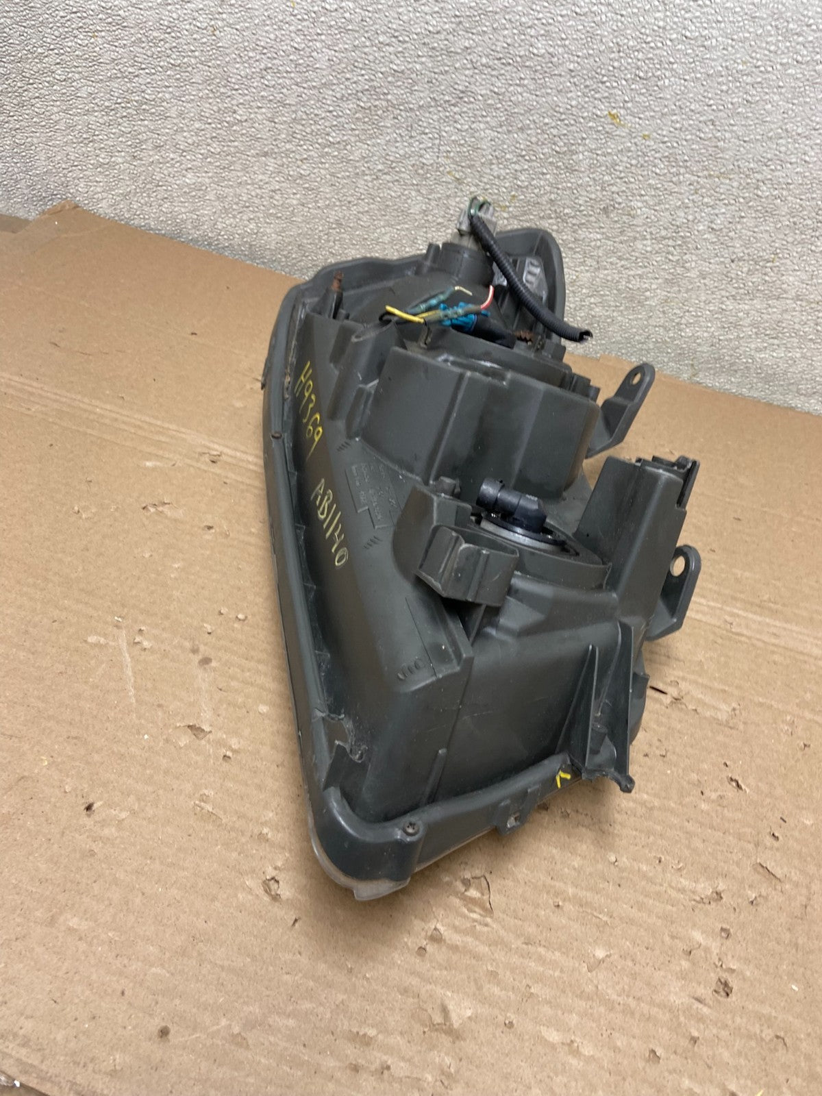2001 2002 2003 Toyota Highlander Headlight Left Driver LH Side AB1140 DW8