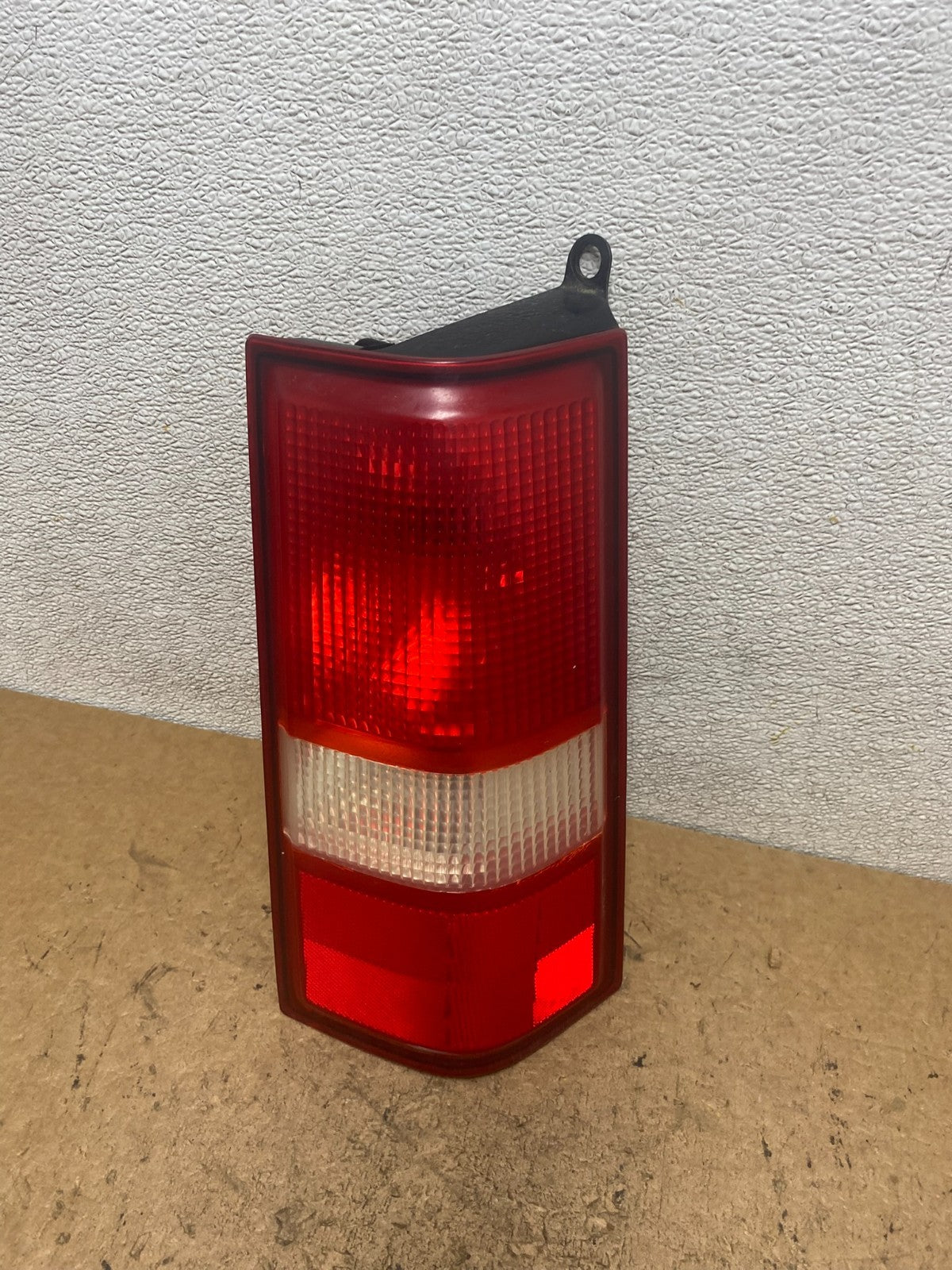 2003 2017 Chevrolet Express 1500 2500 3500 Right Passenger Tail Light T1106 DW0