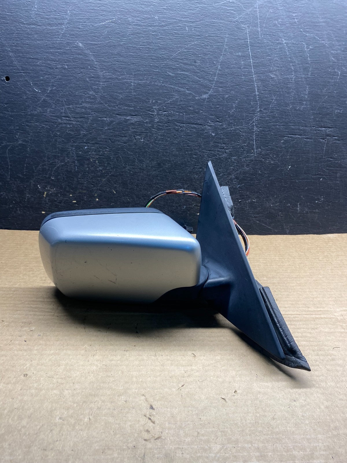 2001 to 2006 BMW 325i Right Passenger Side View Door Mirror af7785 DG0