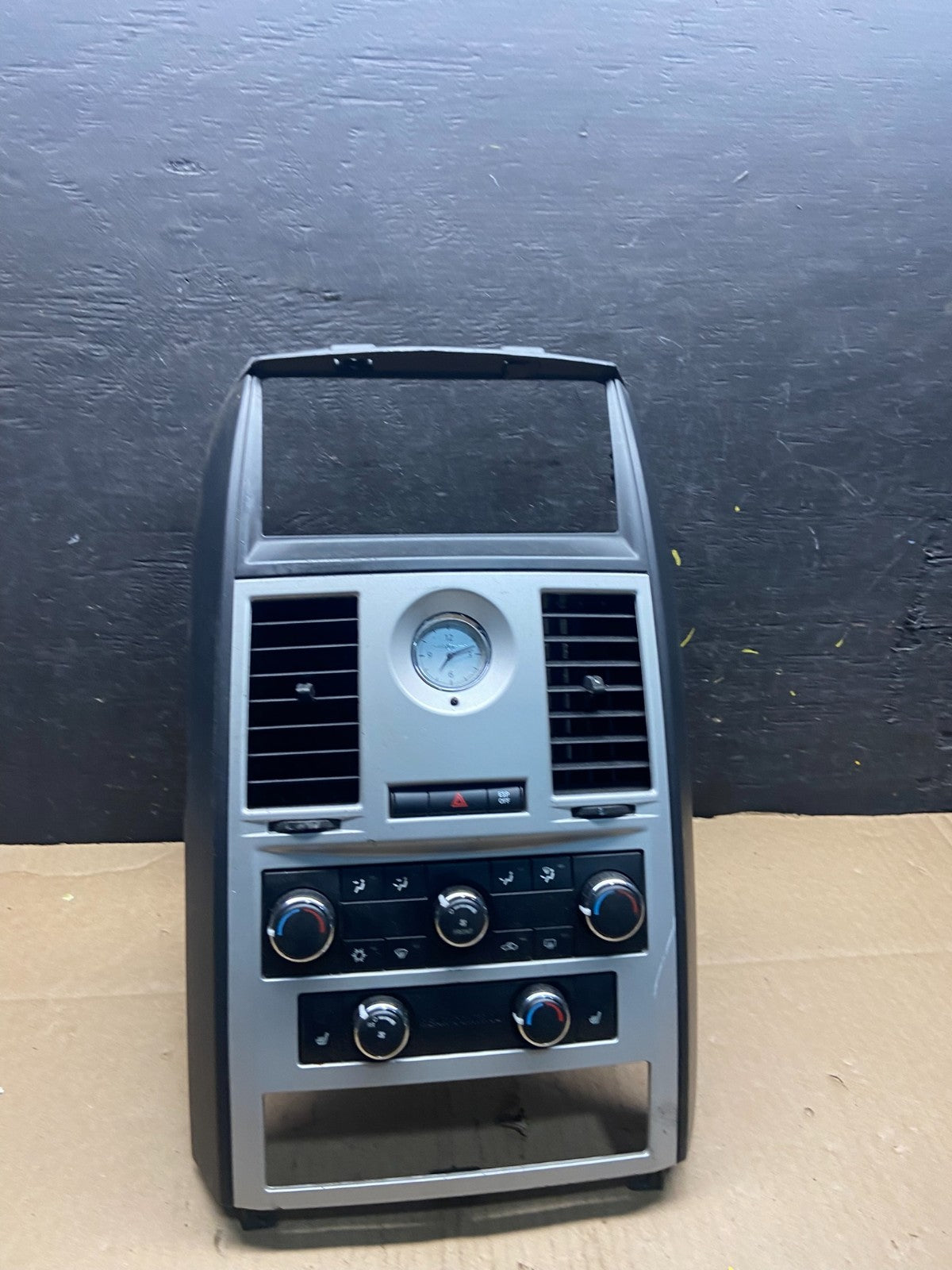 2008-2010 Dodge Grand Caravan Radio Bezel Climate Control Heat AC Heater t1940 D0