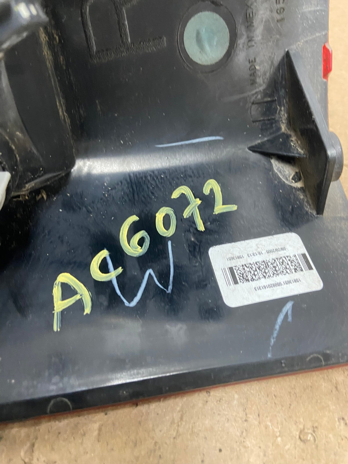 2003 2017 Chevrolet Express 1500 2500 3500 Right Passenger Tail Light AC6072 LK6