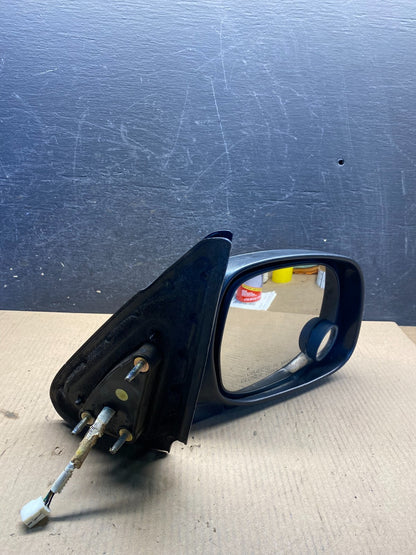 2001 to 2006 Toyota Sequoia Right Passenger RH View Door Mirror AH4543 DW10