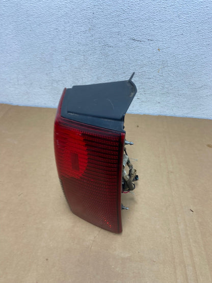 2006-2011 Mitsubishi Endeavor Right Passenger RH Side Tail Light AD2552 LK1