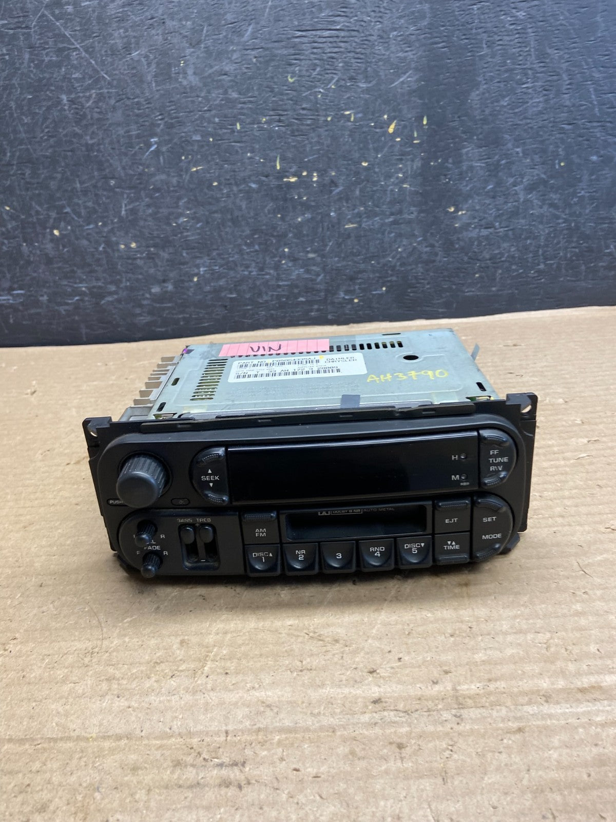 2002 - 2006 Chrysler Dodge Jeep Ram Radio CD Player AM/FM Receiver AH3790 DG0