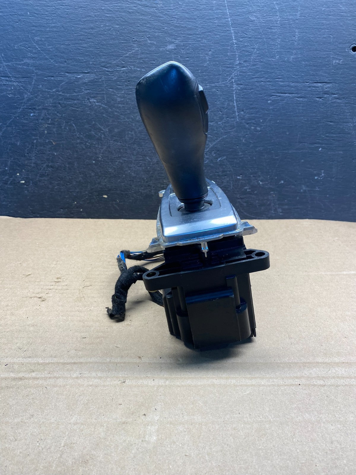 2007 - 2013 BMW X5 E70 Shift Shifter Selector Gear W/ Menu Switch AE2083 DG3