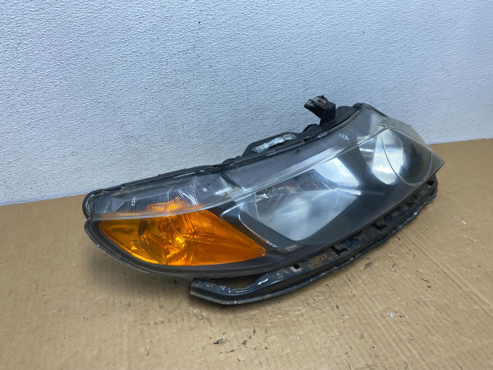 2006 2007 2008 Honda Civic Sedan Right Passenger Headlight Halogen AC7727 DW2