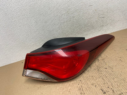 2014 2015 2016 Hyundai Elantra Sedan Right Passenger RH Tail Light AF7034 LK0