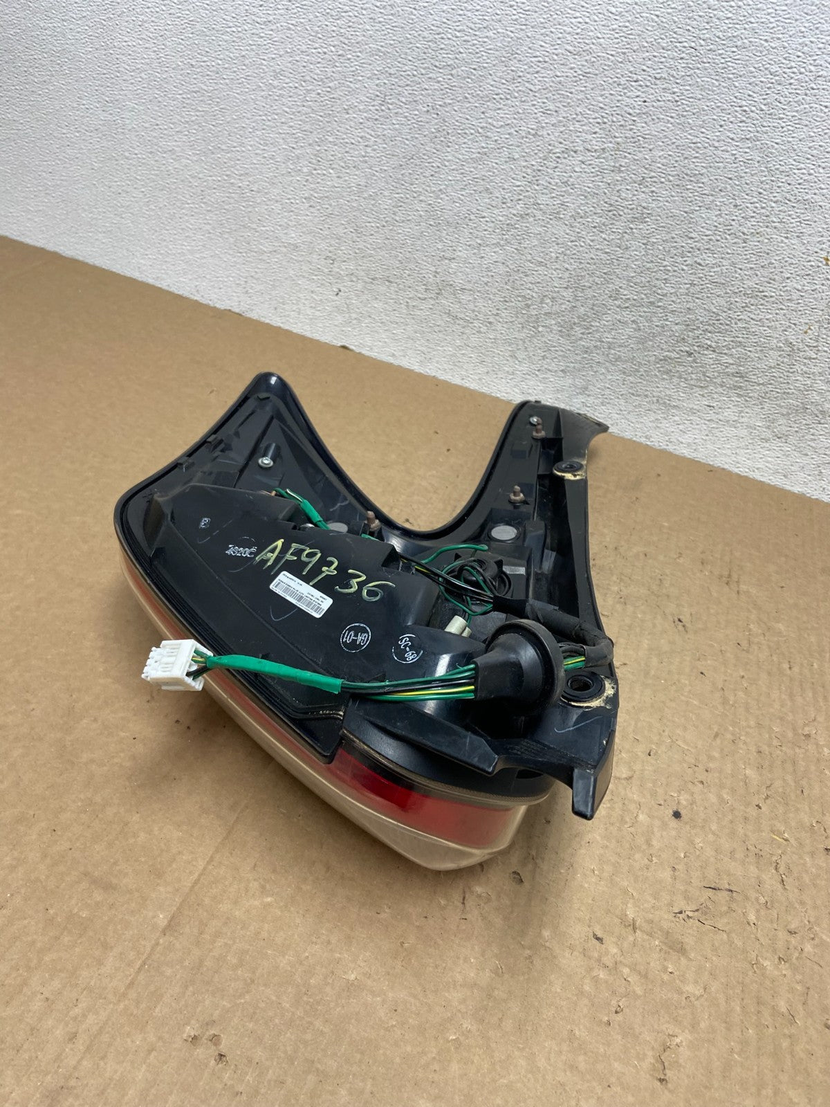 2015 to 2017 Nissan Juke Right Passenger RH Side Tail Light AF9736 DW5