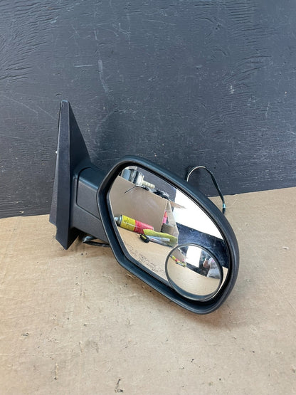 2007-2013 Chevrolet Tahoe Silverado Suburban Right Passenger Mirror AE8552 DW2