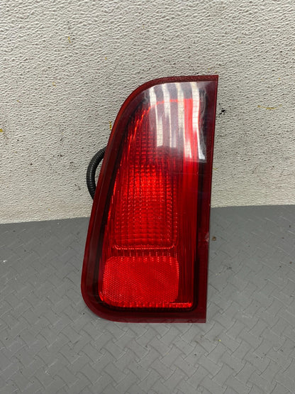 2003-2006 Lincoln Navigator Right Passenger RH Inner Tail Light OEM A2851 DG10