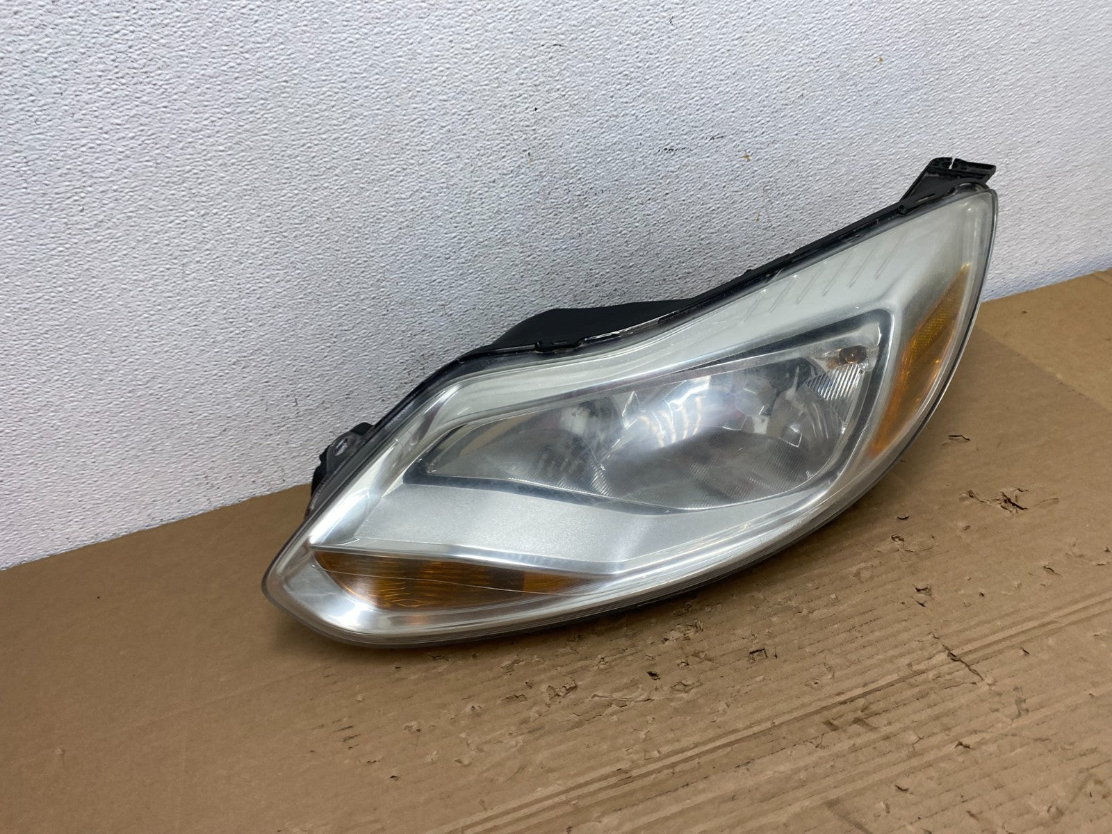 2012 2013 2014 Ford Focus Left Driver Lh Side Halogen Headlight AD4288 DW2
