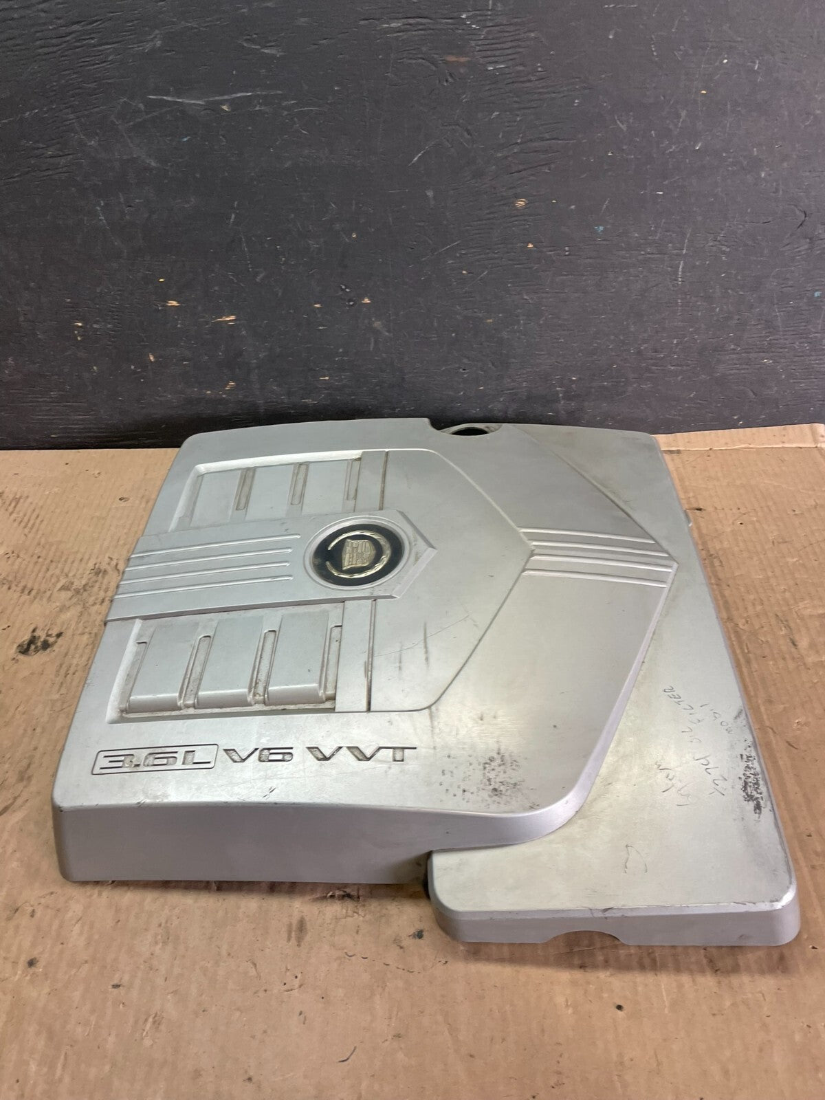 2004 to 2007 Cadillac CTS 3.6L Plastic Engine Cover Shield L9672 PS3