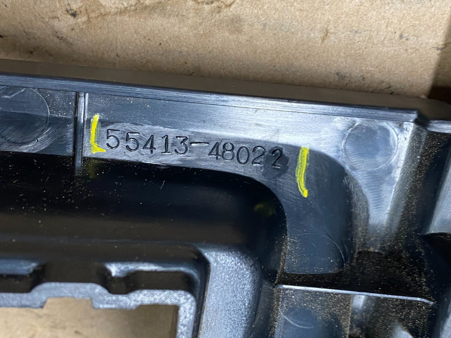 1999 to 2003 Lexus RX300 dash Console Center Shifter Floor Bezel OEM t4765 DG5