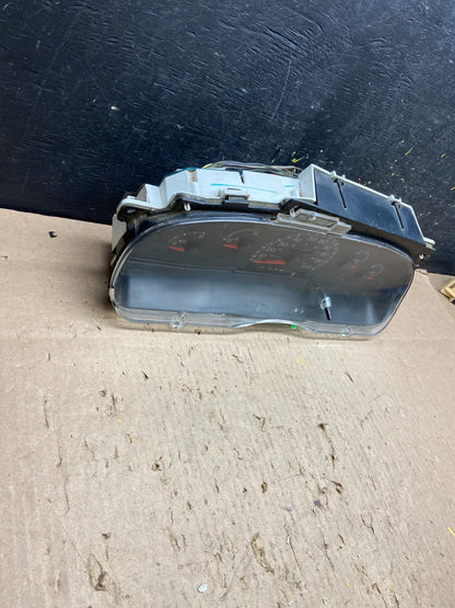 1997 to 2003 Ford Econoline E150 E250 Speedometer Instrument Cluster T59441