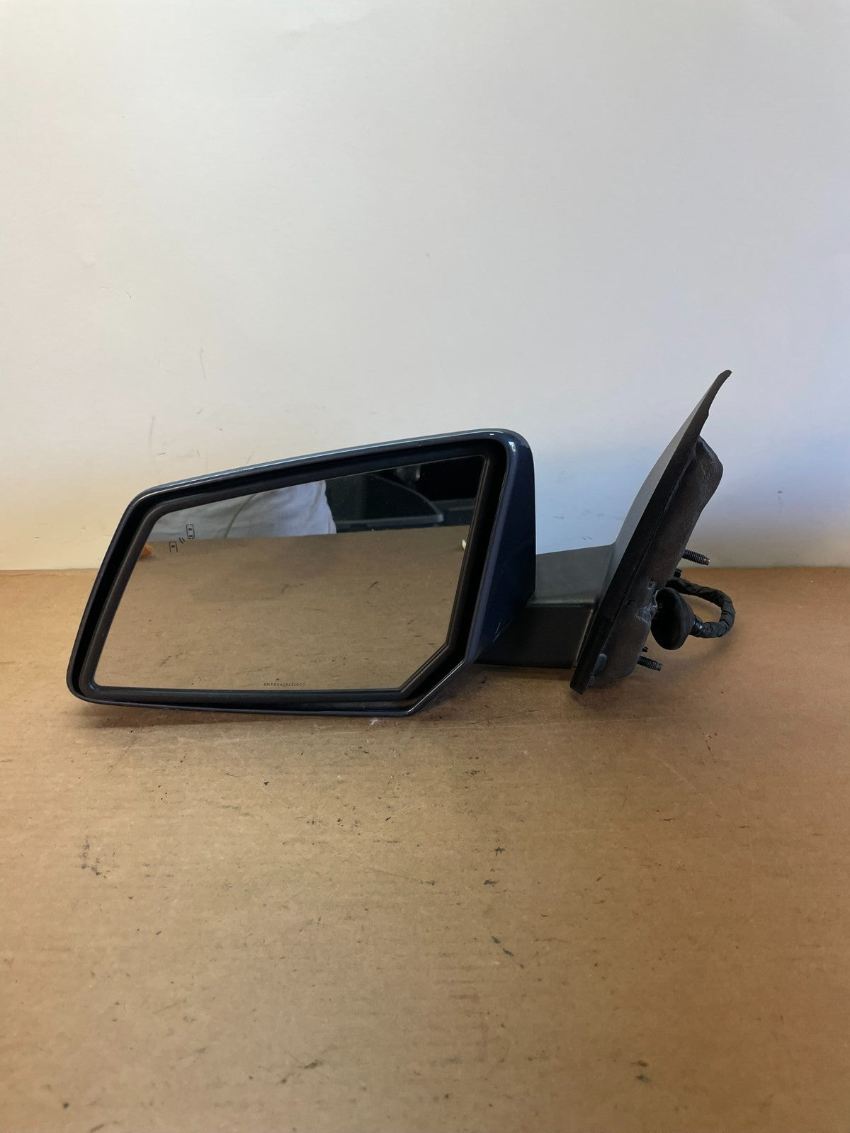2007 to 2015 GMC Acadia Left Driver LH Power View Heated Mirror AG0699 DW8