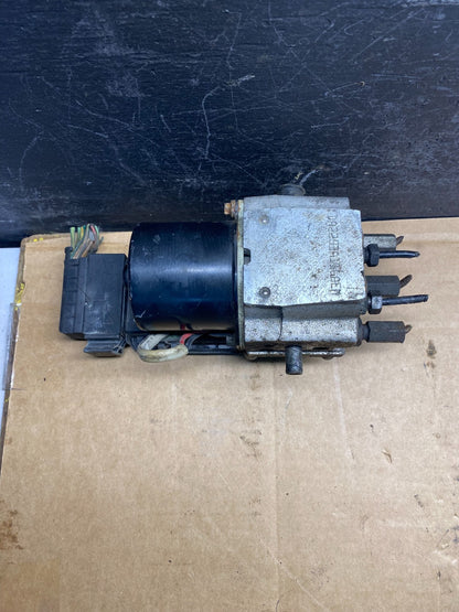 2003 2007 Ford E250 E350 Anti-Lock ABS Antilock Brake Pump AD7589 DG5