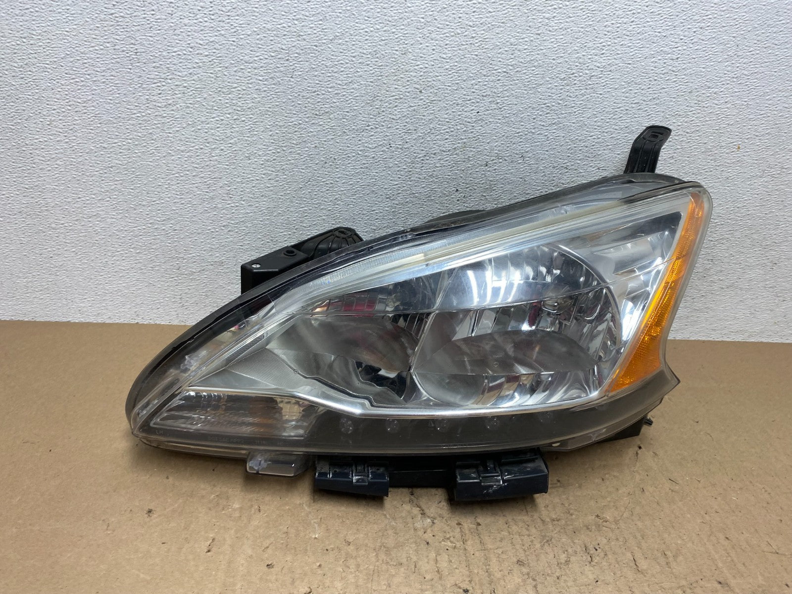 2013 - 2015 Nissan Sentra W/LED Halogen Left Driver LH Headlight AE6573 DW0
