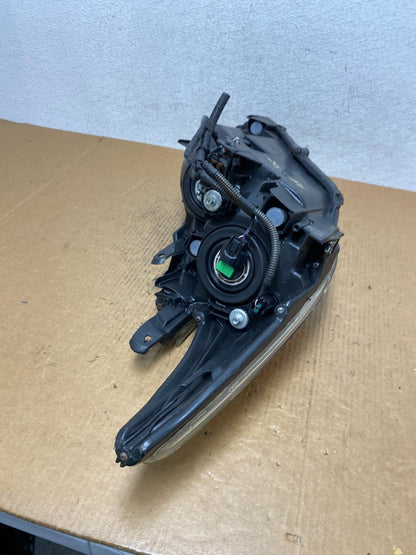 2010 - 2011 Toyota Prius Left Driver LH Halogen Headlight AE1175 DW8