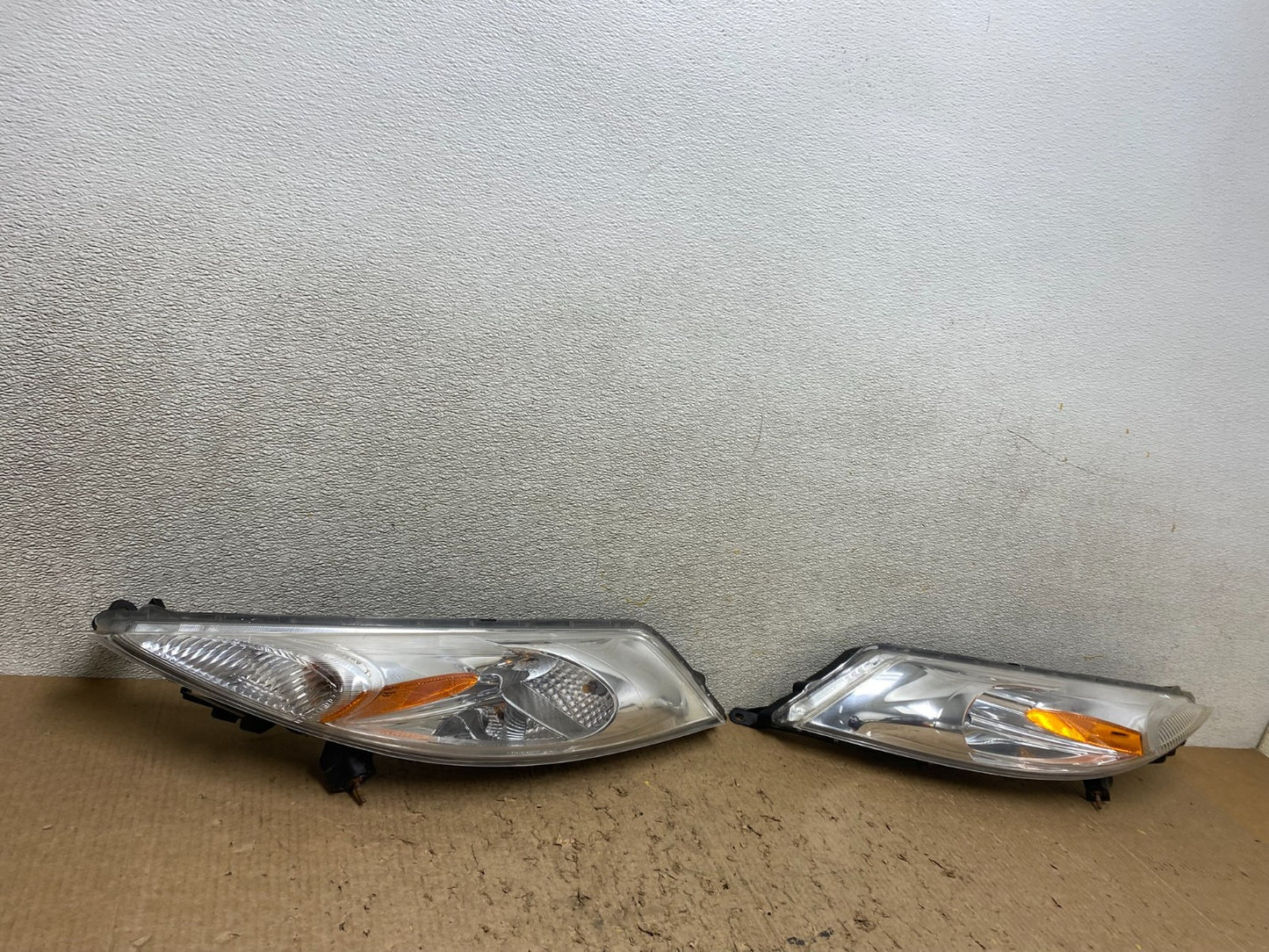 2011-2014 Nissan Juke Turn Signal Headlights Left+Right Halogen OEM W8333 DW2