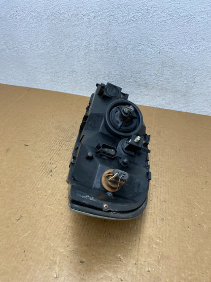1999 to 2003 Ford Windstar Right Passenger RH Halogen Headlight AE0377 DW5
