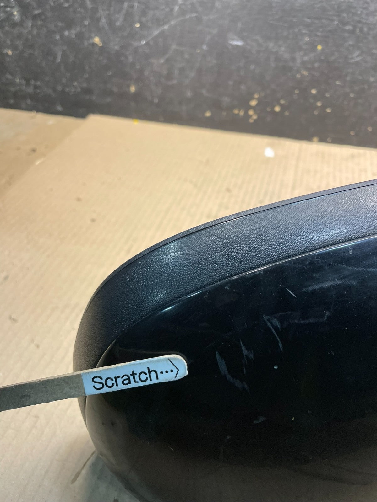 2003-2006 Chevrolet Tahoe Suburban Right Passenger Turn Door Mirror OEM X0877 DG6