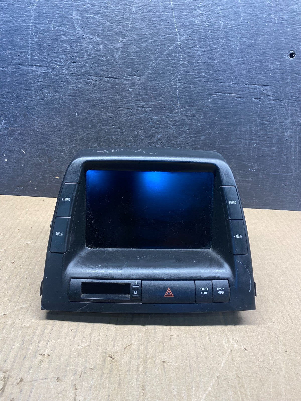 2004 to 2005 Toyota Prius Radio Stereo Receiver Screen Display AG3991 DG0