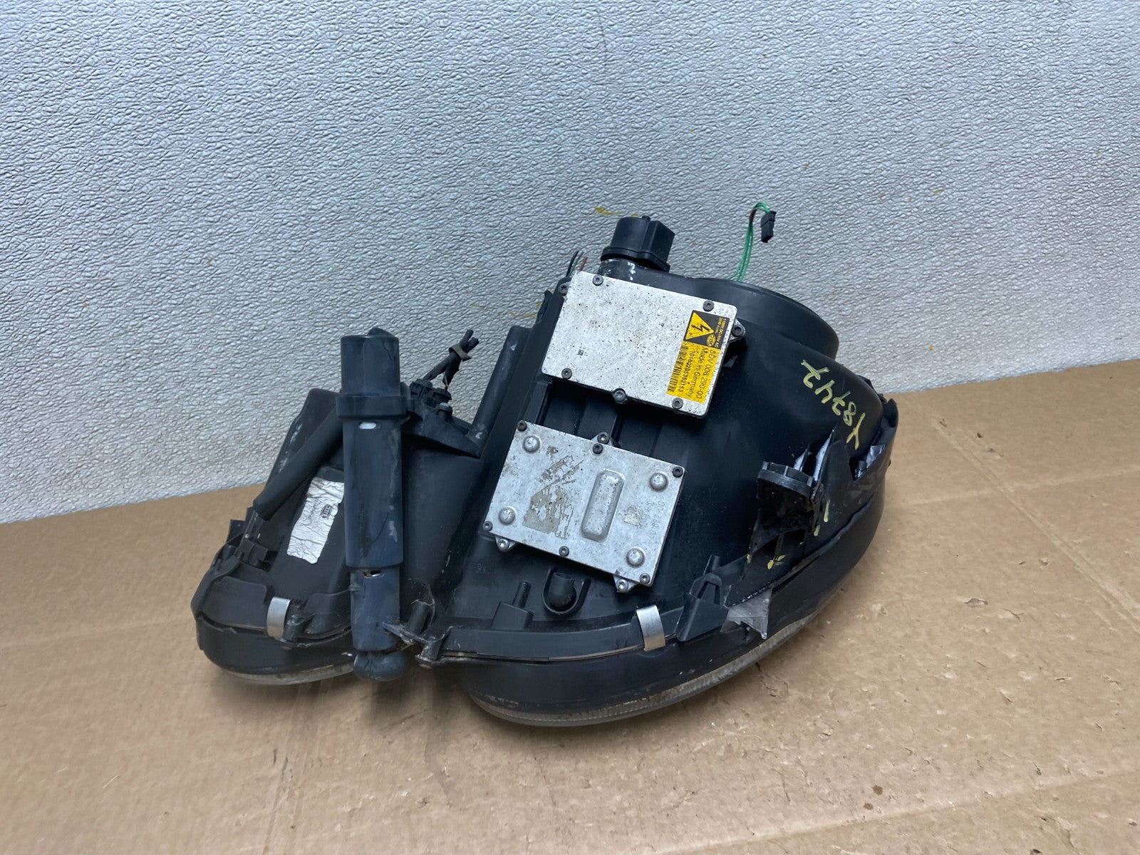 2003-2006 Mercedes E E320 E350 Class Right Passenger Xenon Headlight Y8747 DW8
