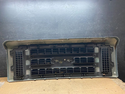 2008 to 2014 Ford Econoline E150 E250 Front Upper Chrome Grill Grille y6479 DG4