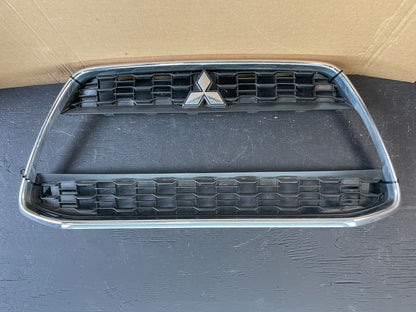 2013 to 2015 Mitsubishi Outlander Sport 6402A332 Front Bumper Grille AC99310