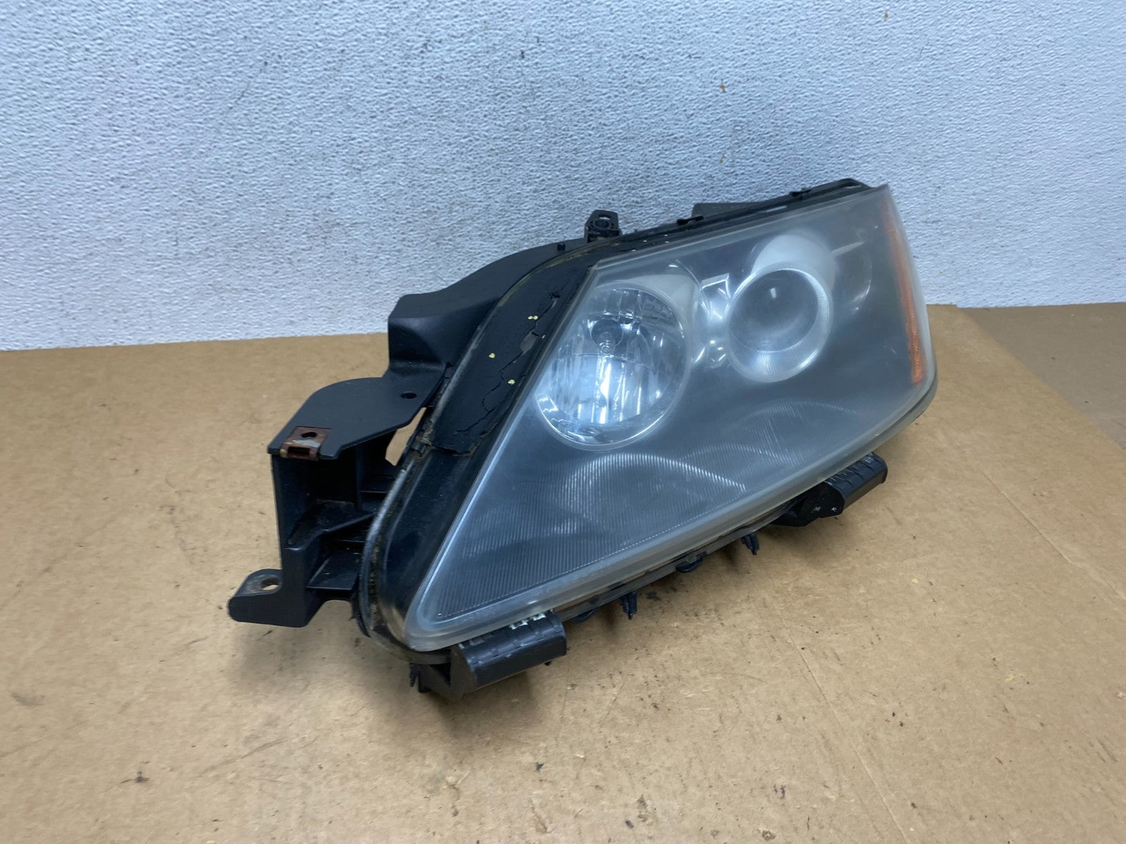 Halogen 2007 2008 2009 Mazda CX-7 Left Driver Headlight AE3258 DW2
