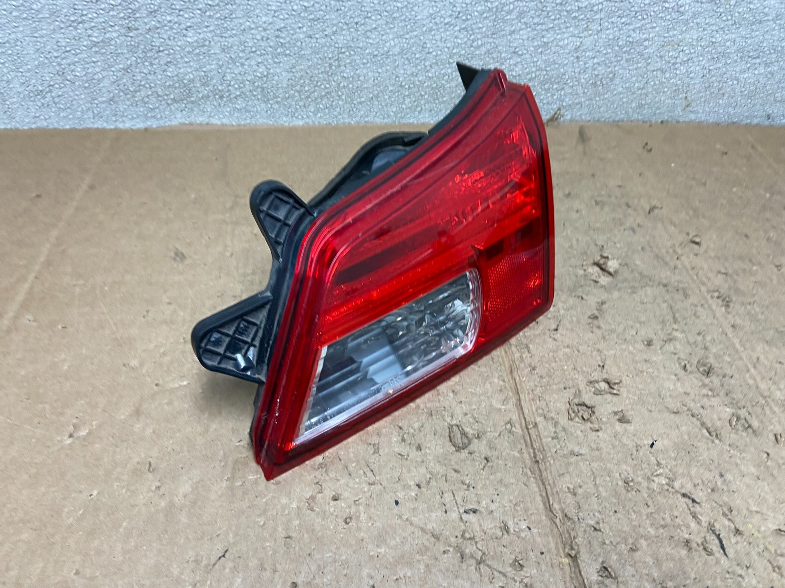 2010 - 2014 Subaru Outback Right Passenger RH Inner Tail Light OEM AB6164 LK2